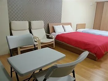 Incheon Airport Egarak Residence דירה